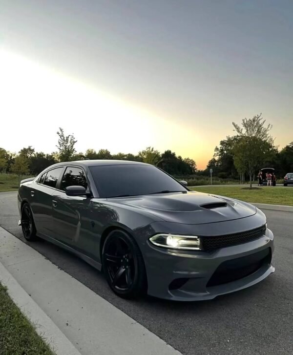 2017 Dodge Charger (SRT Hellcat Sedan)